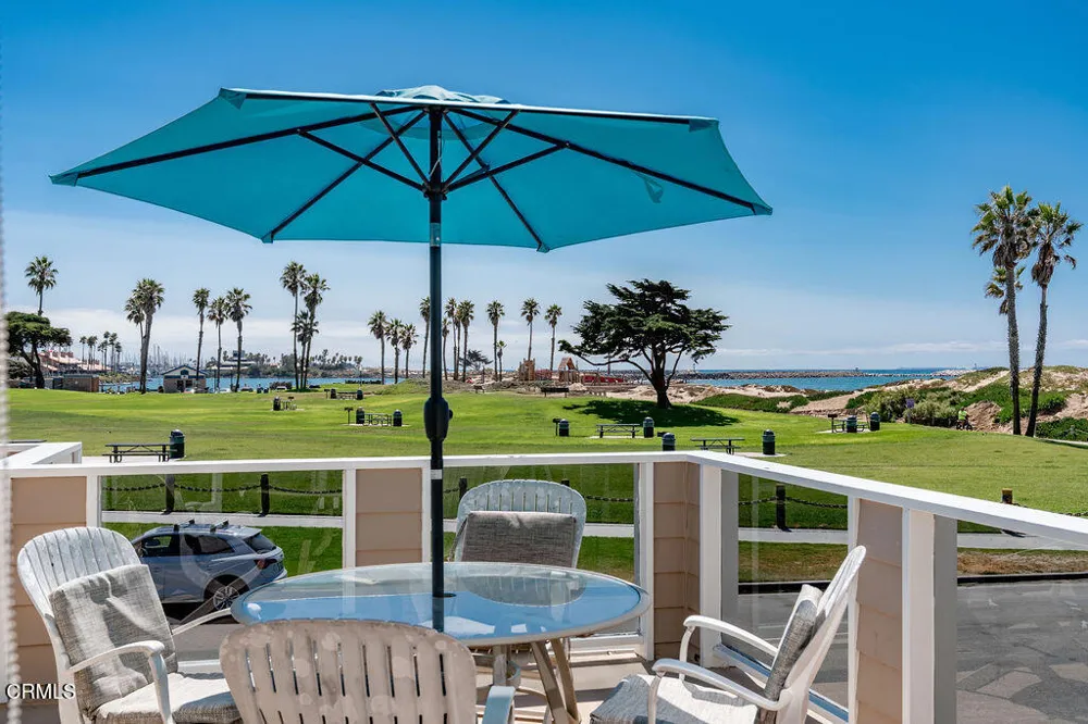 1401 GREENOCK LANE Ventura, CA 93001