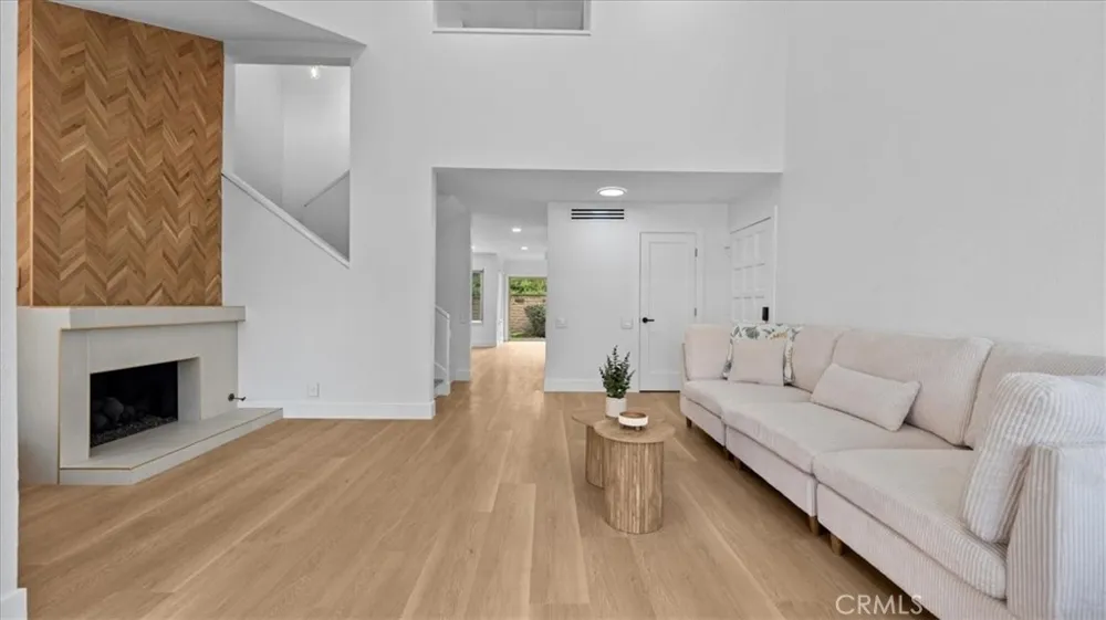 26562 Lucinda Mission Viejo, CA 92691