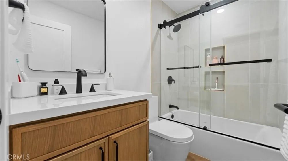 26562 Lucinda Mission Viejo, CA 92691