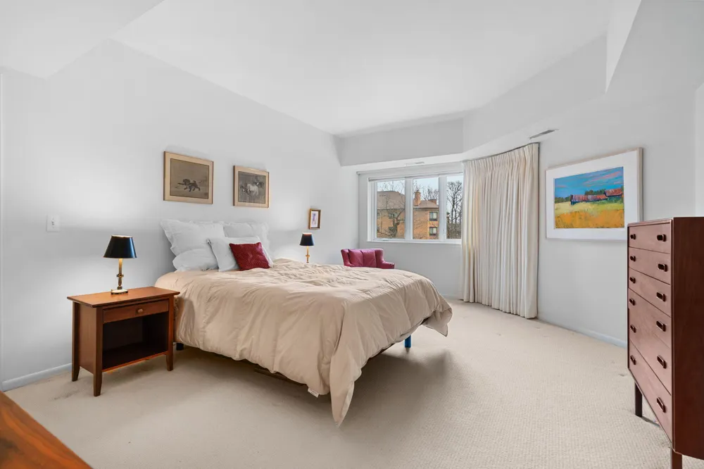 2115 Nature Cove Court #210 Ann Arbor, MI 48104
