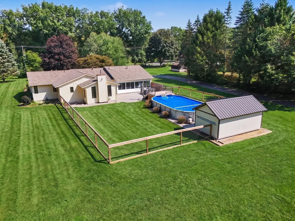 6107 14th Street Kalamazoo, MI 49009