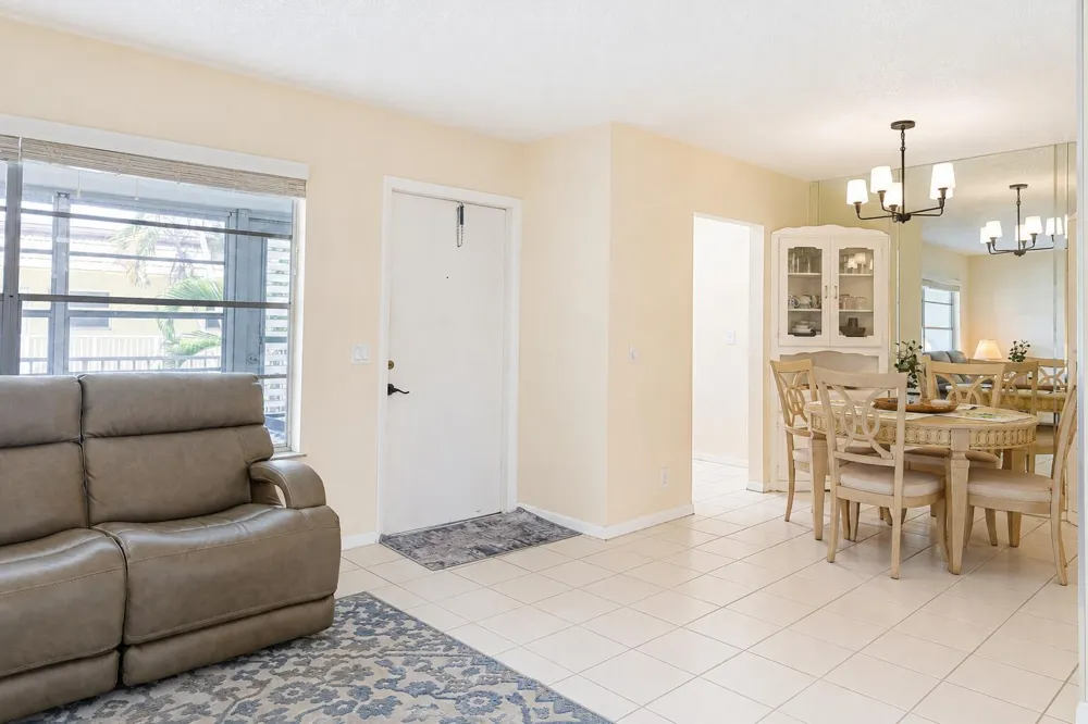 632 SNUG HARBOR DRIVE #D18 Boynton Beach, FL 33435