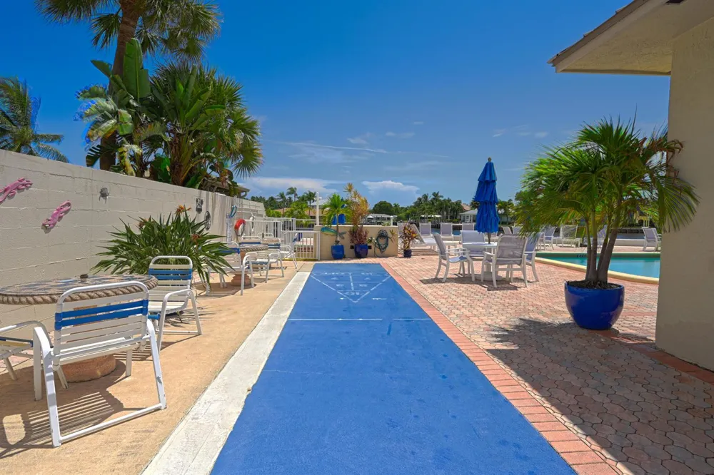 632 SNUG HARBOR DRIVE #D18 Boynton Beach, FL 33435