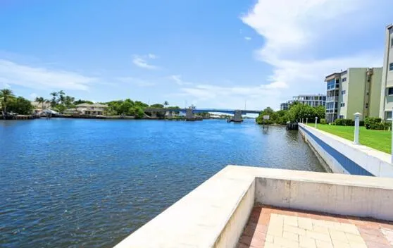 632 SNUG HARBOR DRIVE #D18 Boynton Beach, FL 33435