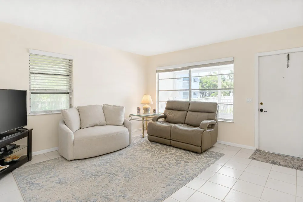 632 SNUG HARBOR DRIVE #D18 Boynton Beach, FL 33435