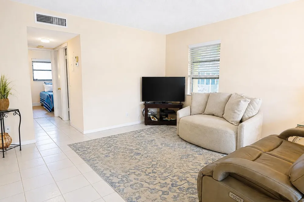 632 SNUG HARBOR DRIVE #D18 Boynton Beach, FL 33435