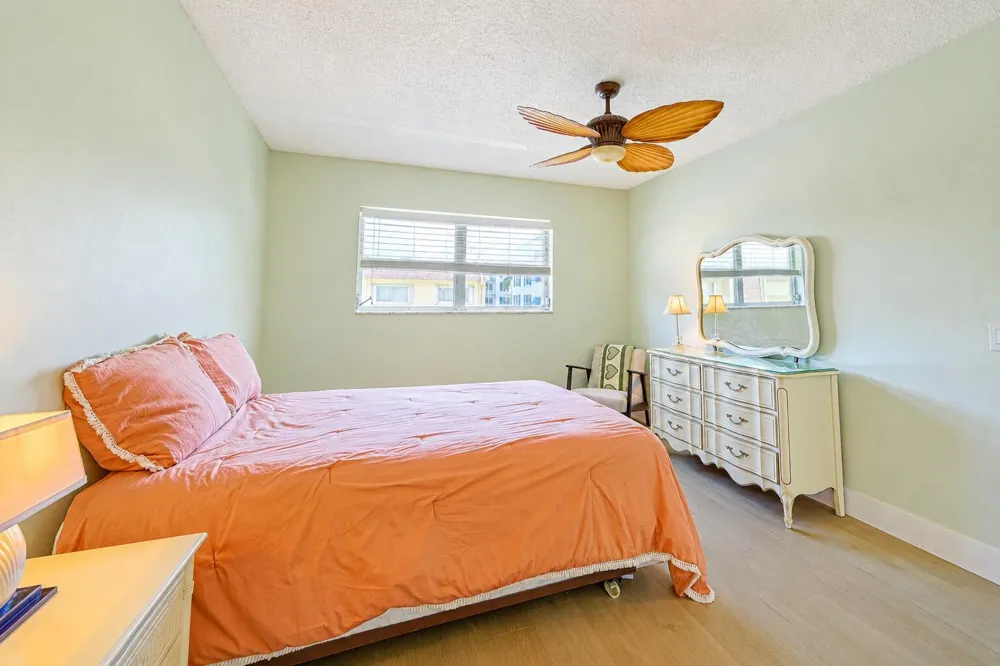 632 SNUG HARBOR DRIVE #D18 Boynton Beach, FL 33435