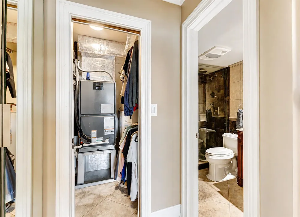 326 Northlake Drive #201 North Palm Beach, FL 33408