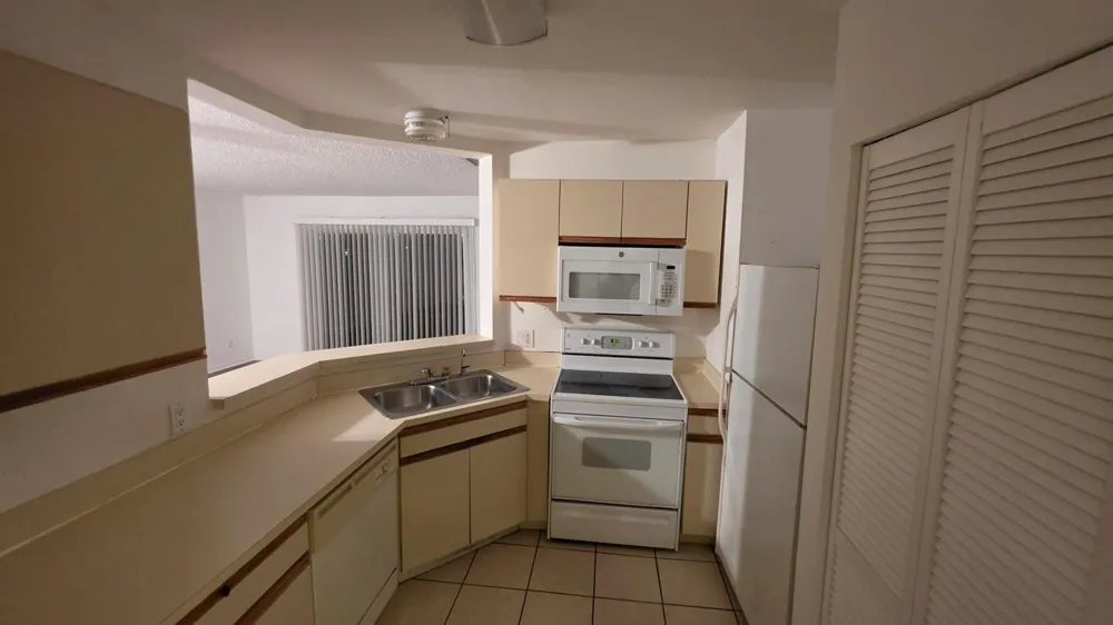 3453 NW 44TH STREET #104 Oakland Park, FL 33309
