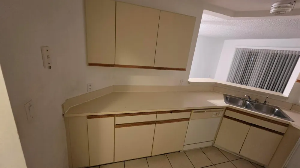 3453 NW 44TH STREET #104 Oakland Park, FL 33309