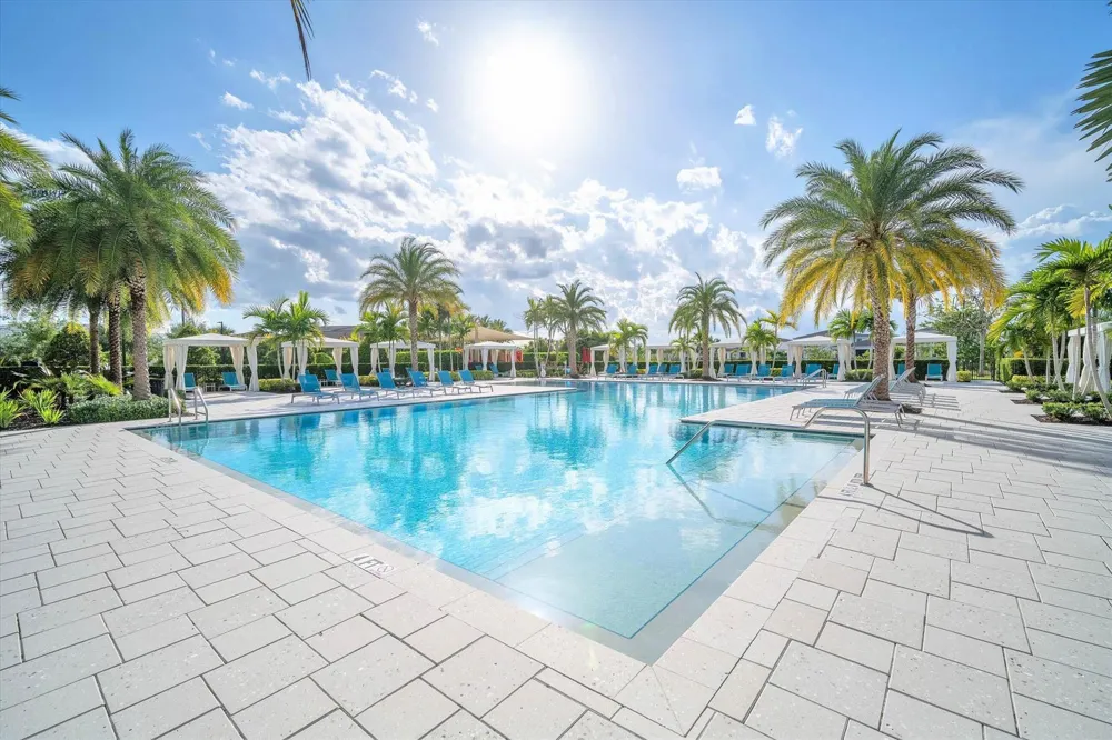 13482 Artisan Circle Palm Beach Gardens, FL 33418