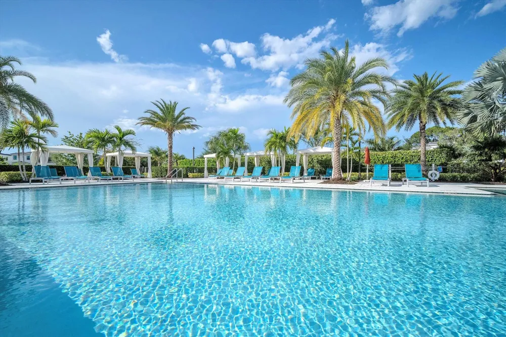 13482 Artisan Circle Palm Beach Gardens, FL 33418