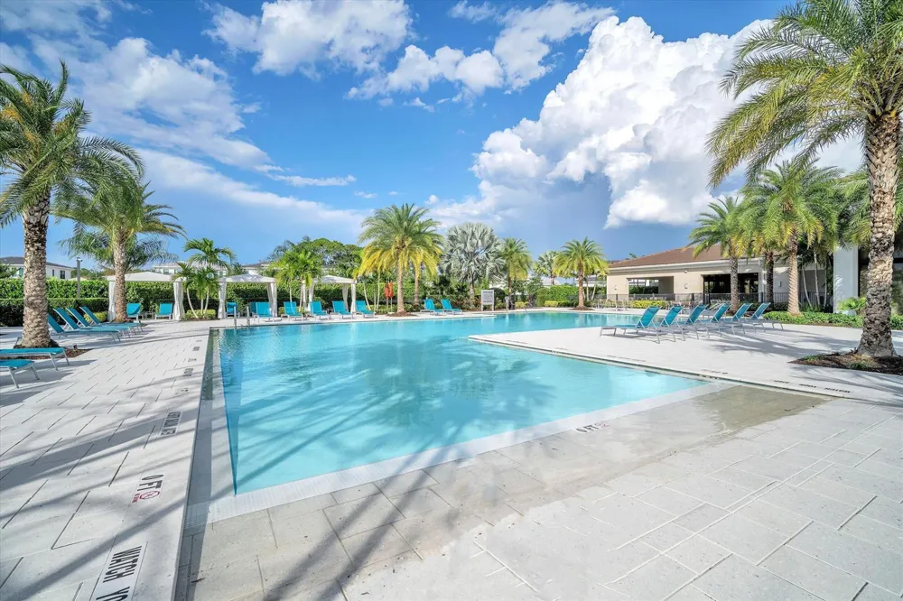 13482 Artisan Circle Palm Beach Gardens, FL 33418
