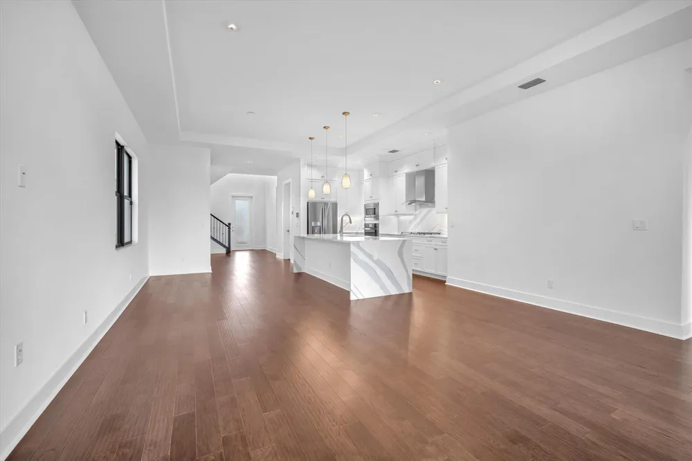13482 Artisan Circle Palm Beach Gardens, FL 33418
