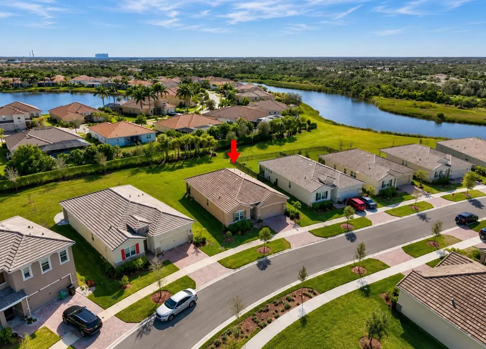 10505 SW Toren Way Port St. Lucie, FL 34987