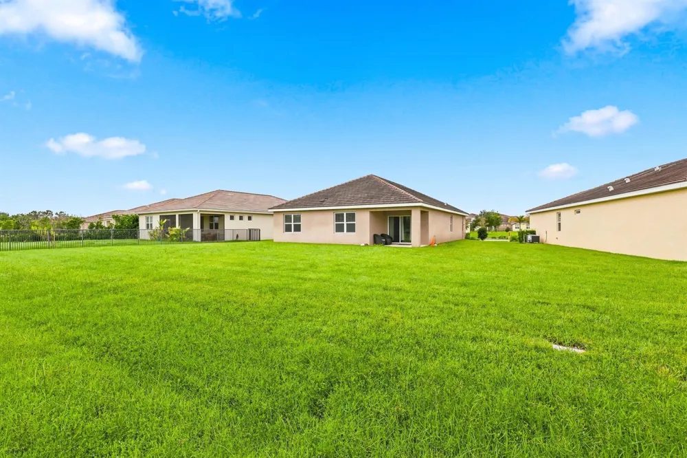10505 SW Toren Way Port St. Lucie, FL 34987