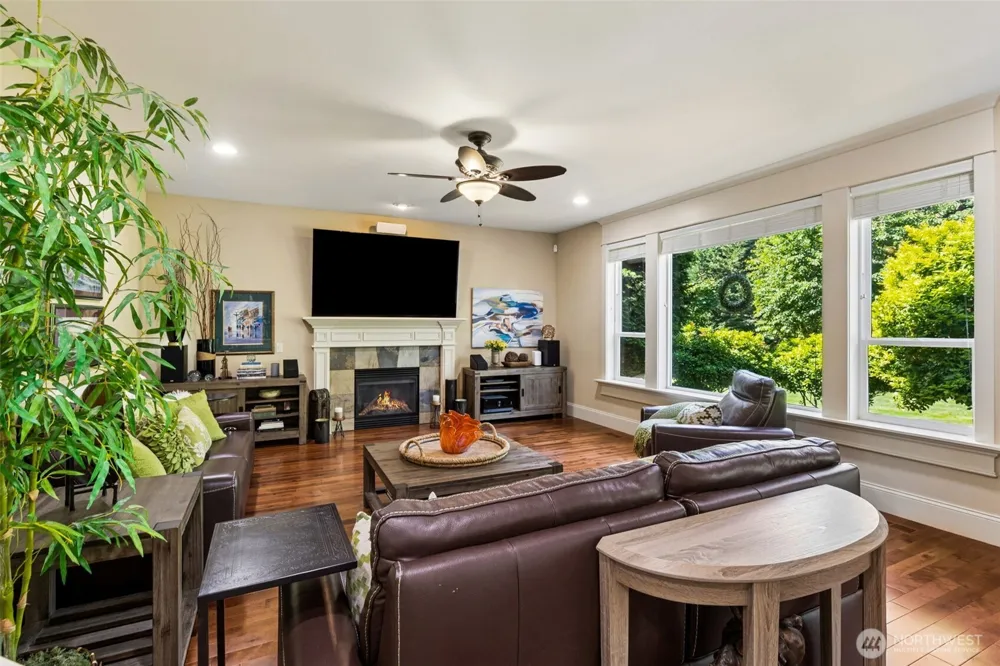 33103 134th Avenue SE Auburn, WA 98092
