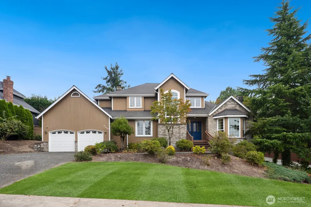 8424 127th Avenue SE Newcastle, WA 98056