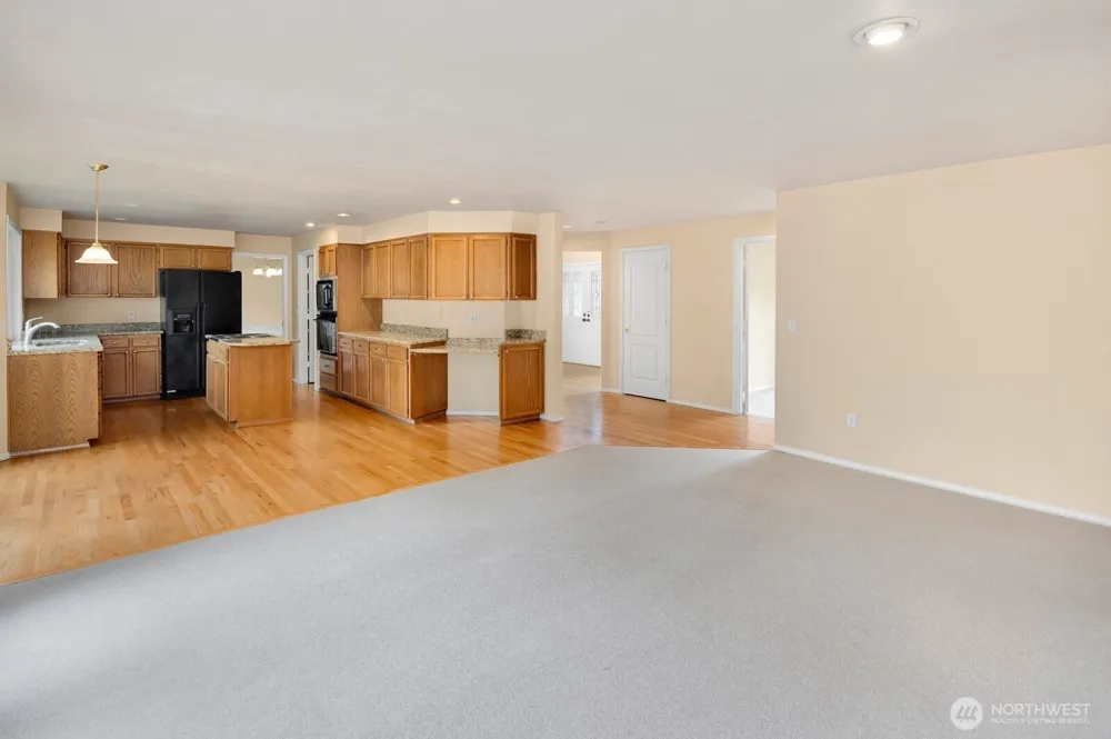 8424 127th Avenue SE Newcastle, WA 98056