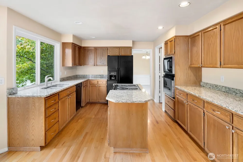 8424 127th Avenue SE Newcastle, WA 98056