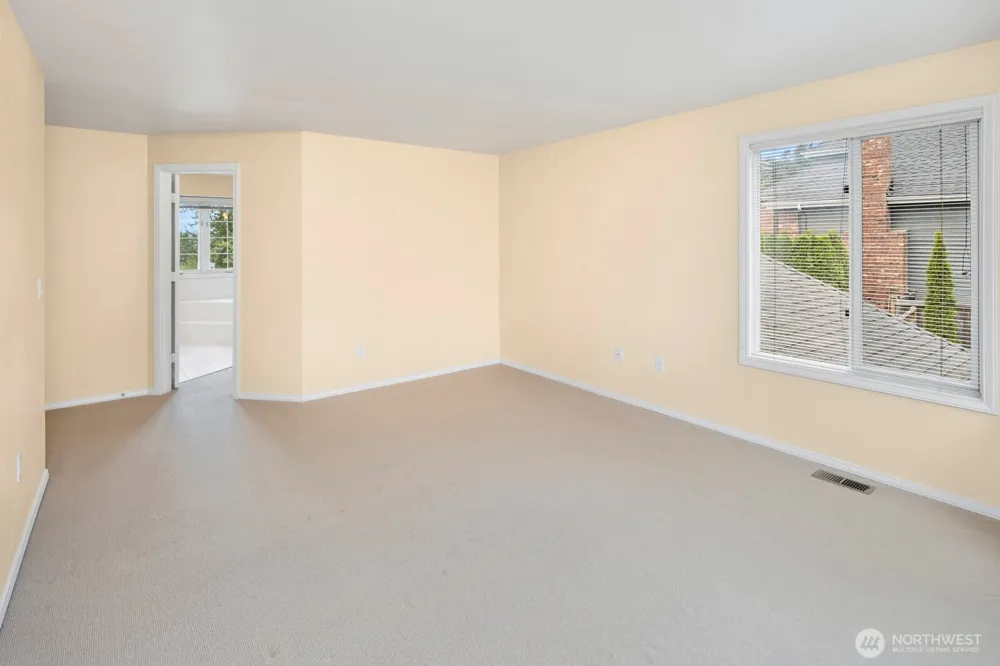8424 127th Avenue SE Newcastle, WA 98056