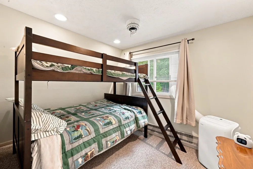9171 W Oak Drive Lake Township, MI 49651