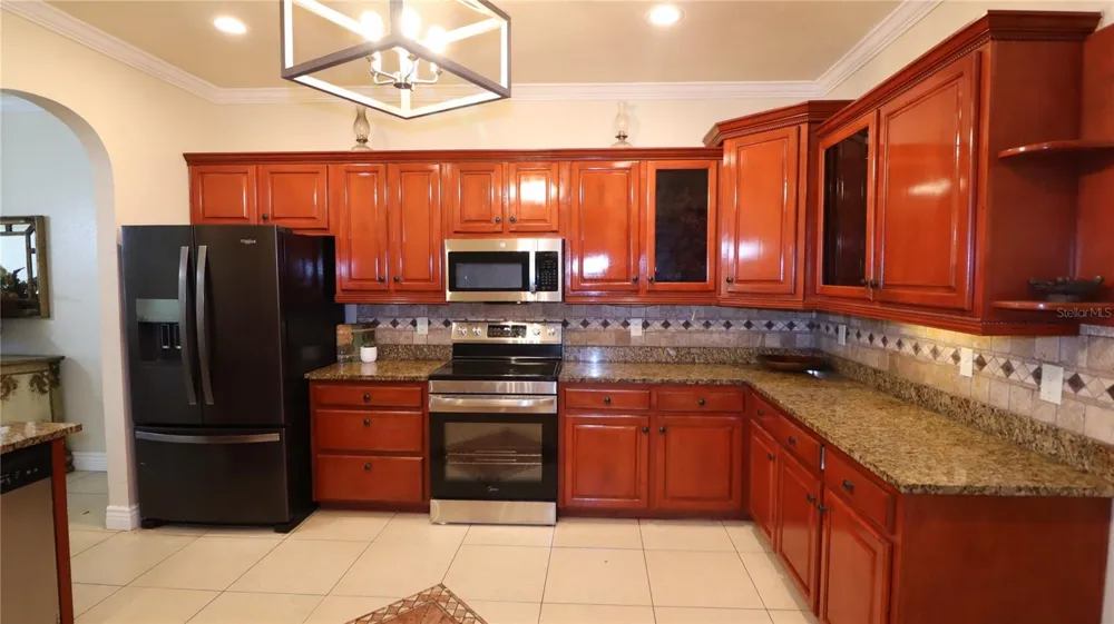 7571 W HIGHWAY 326 ocala, FL 34482