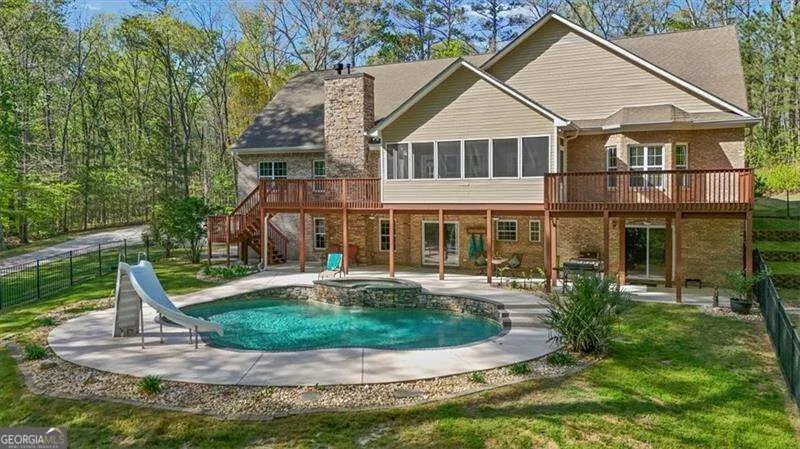 8878 Brewer RD Douglasville, GA 30134