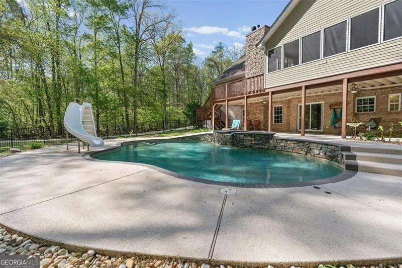 8878 Brewer RD Douglasville, GA 30134