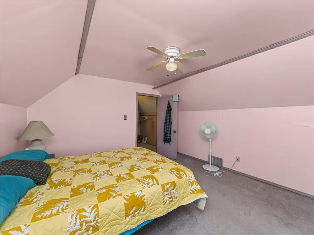 499 Hidden Oaks Drive Elgin, TX 78621