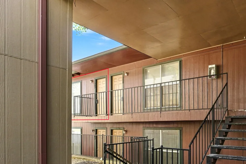 2319 Greenfield Parkway #207 Austin, TX 78741