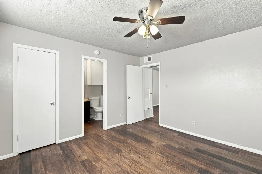 2319 Greenfield Parkway #207 Austin, TX 78741