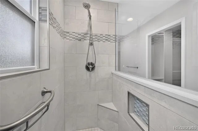 2577 S Independence Court Denver, CO 80227