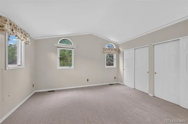 2577 S Independence Court Denver, CO 80227