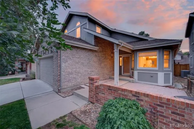 2577 S Independence Court Denver, CO 80227