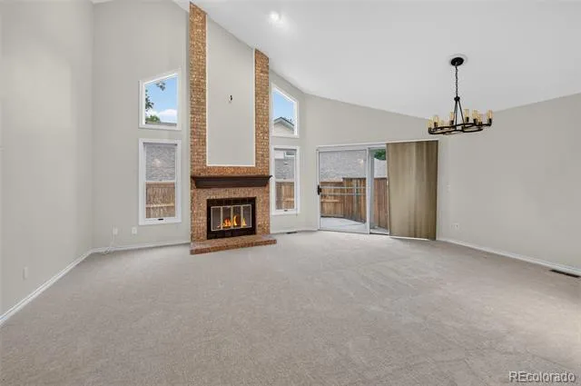 2577 S Independence Court Denver, CO 80227