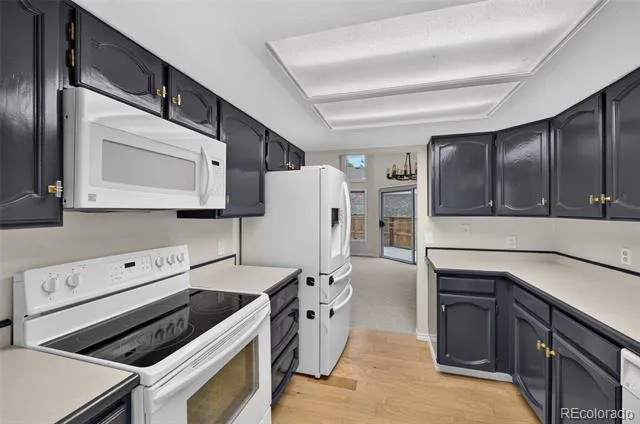 2577 S Independence Court Denver, CO 80227