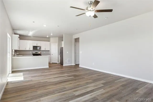 48150 Shetland Drive Bennett, CO 80102