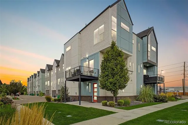 1661 W 67th Circle Denver, CO 80221