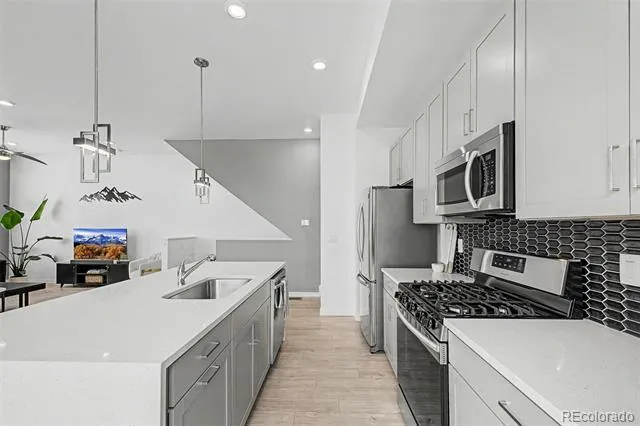 1661 W 67th Circle Denver, CO 80221