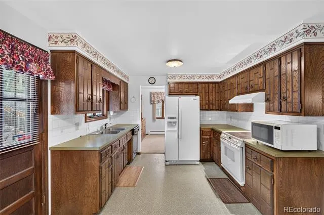 8298 W 72nd Avenue Arvada, CO 80005