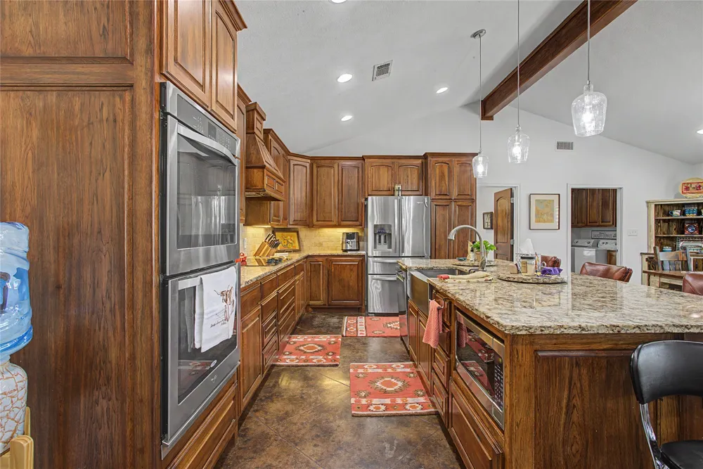 2728 S Fm 129 Santo, TX 76472