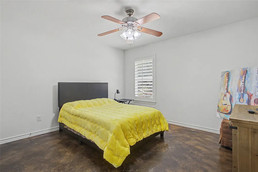 2728 S Fm 129 Santo, TX 76472