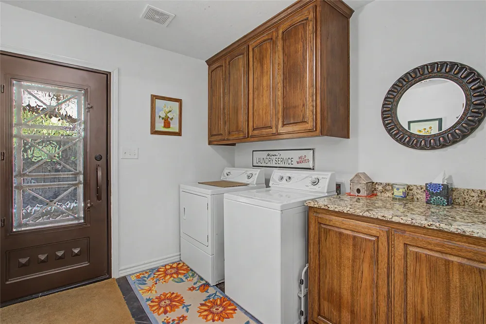 2728 S Fm 129 Santo, TX 76472