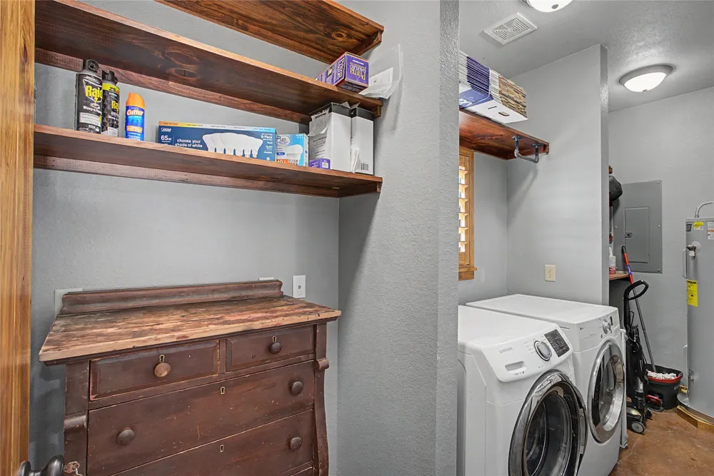 2728 S Fm 129 Santo, TX 76472