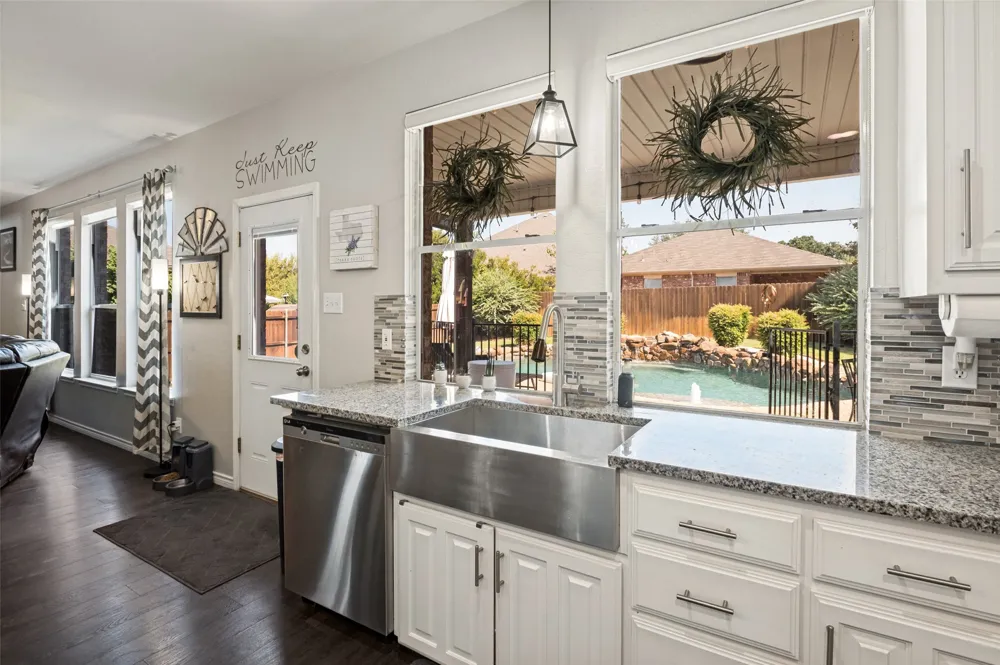 3039 Stallion Crossing Irving, TX 75060