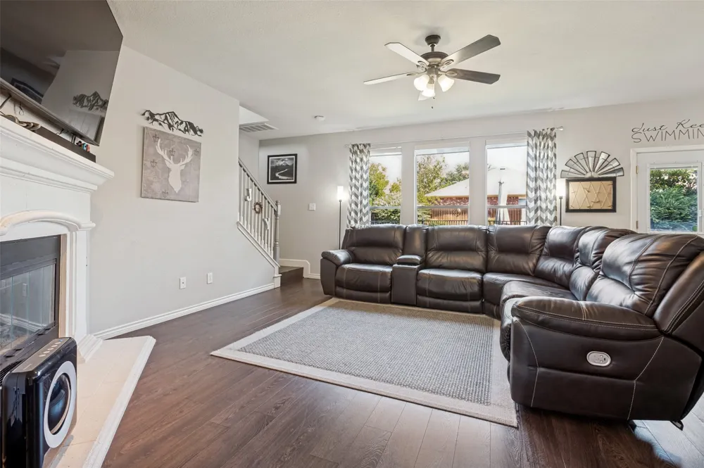 3039 Stallion Crossing Irving, TX 75060