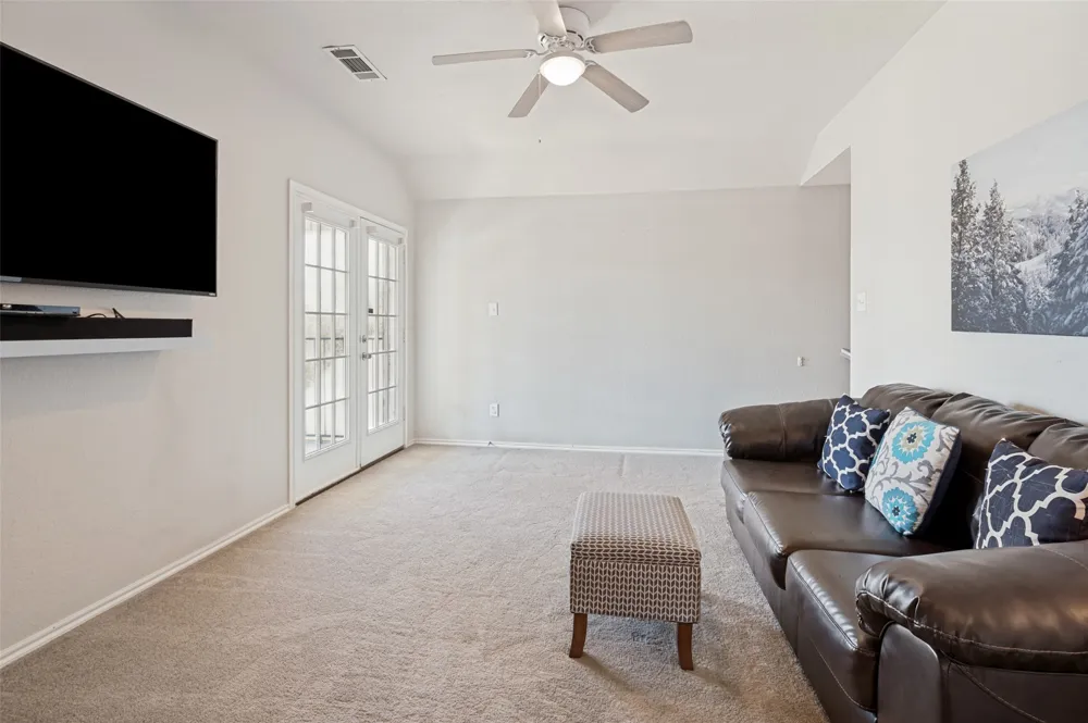 3039 Stallion Crossing Irving, TX 75060