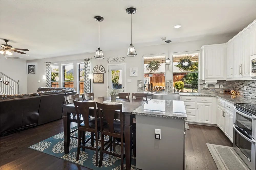 3039 Stallion Crossing Irving, TX 75060