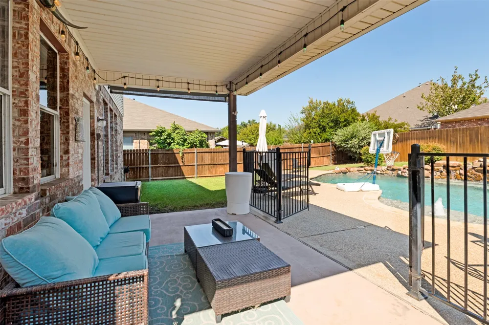 3039 Stallion Crossing Irving, TX 75060